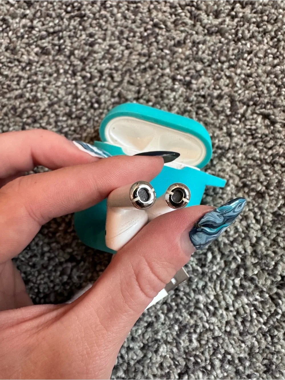 Apple Teal Earbud Case with White Earbuds and Charging Cable- headphones